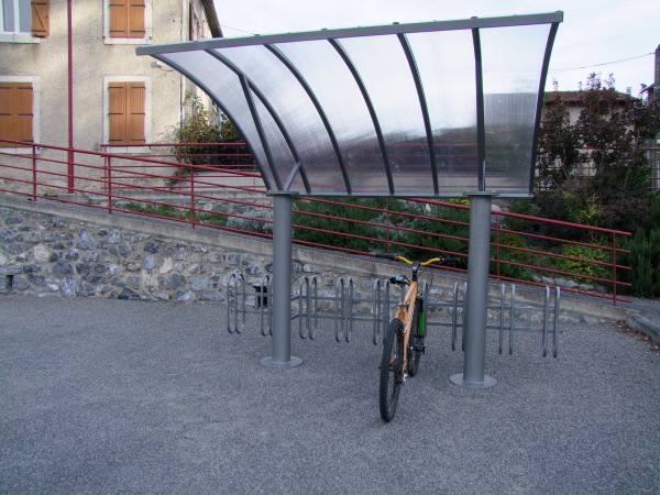 Abri cycles Toscane